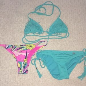 Cheeky bikini set XS roxy la hearts tassel
